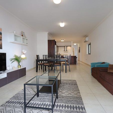 Modern 3Br Stylish & Spacious Apartment - Close To Sliema Promenade Gzira Zewnętrze zdjęcie