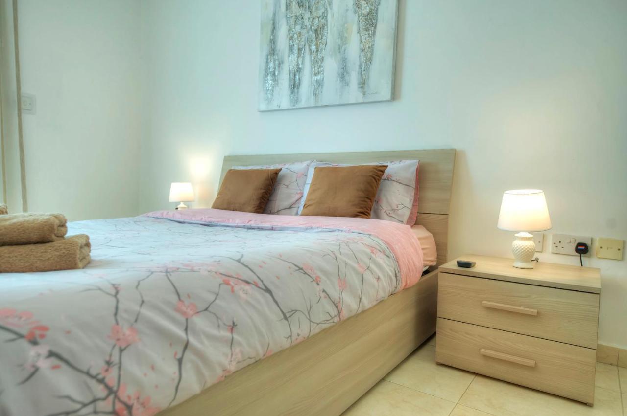 Modern 3Br Stylish & Spacious Apartment - Close To Sliema Promenade Gzira Zewnętrze zdjęcie
