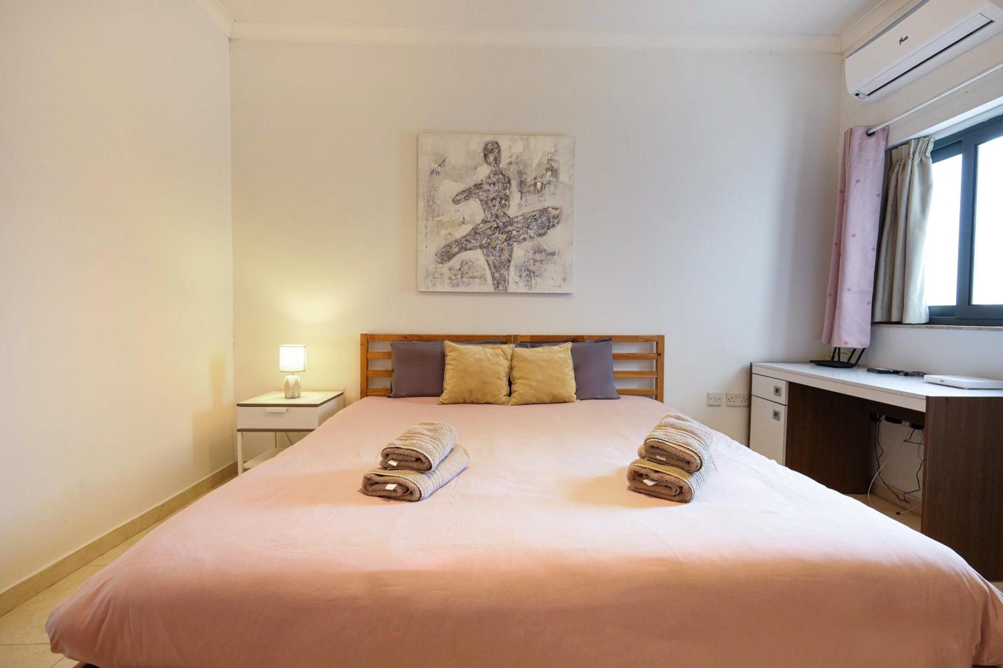 Modern 3Br Stylish & Spacious Apartment - Close To Sliema Promenade Gzira Zewnętrze zdjęcie