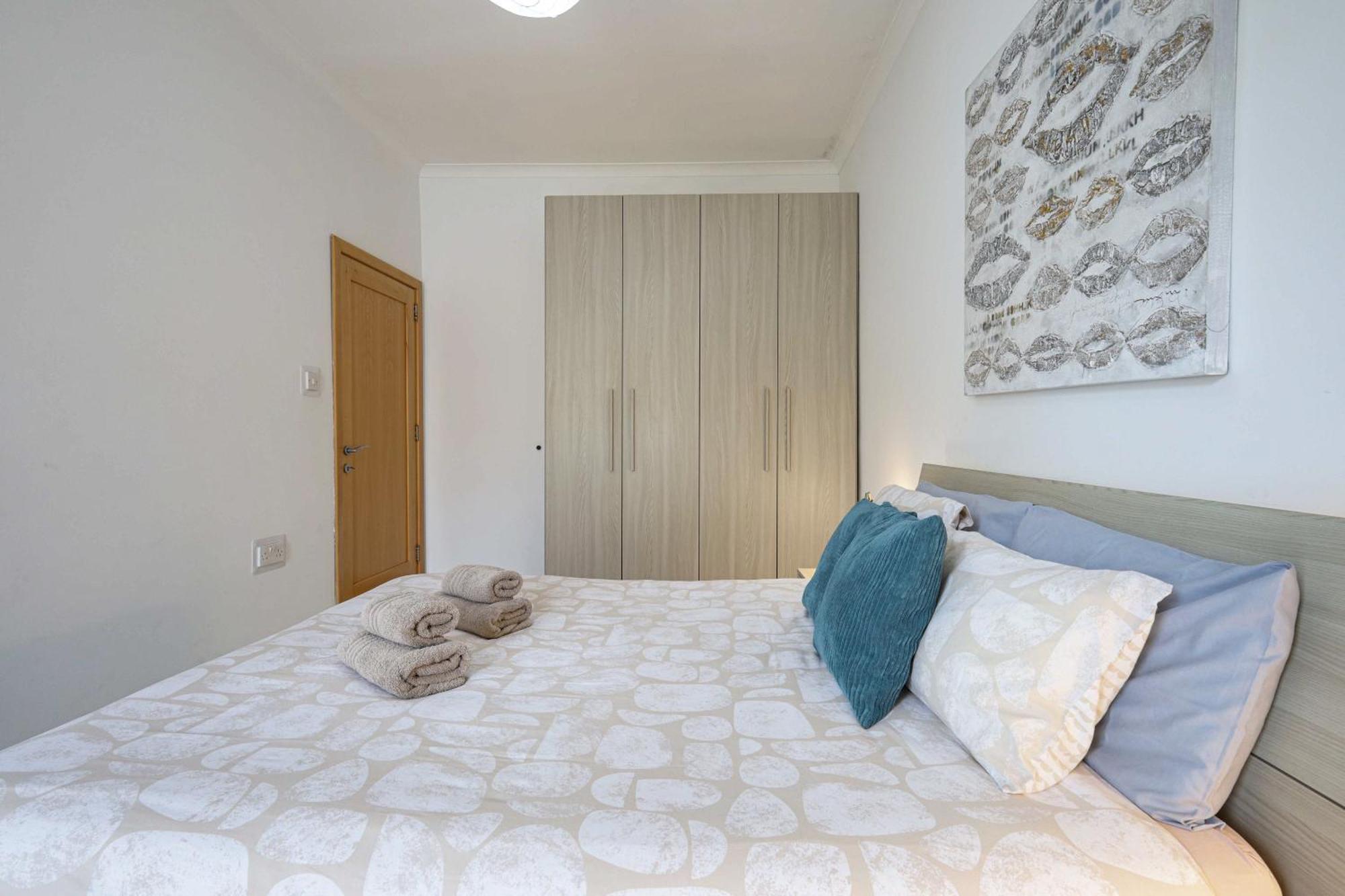 Modern 3Br Stylish & Spacious Apartment - Close To Sliema Promenade Gzira Zewnętrze zdjęcie