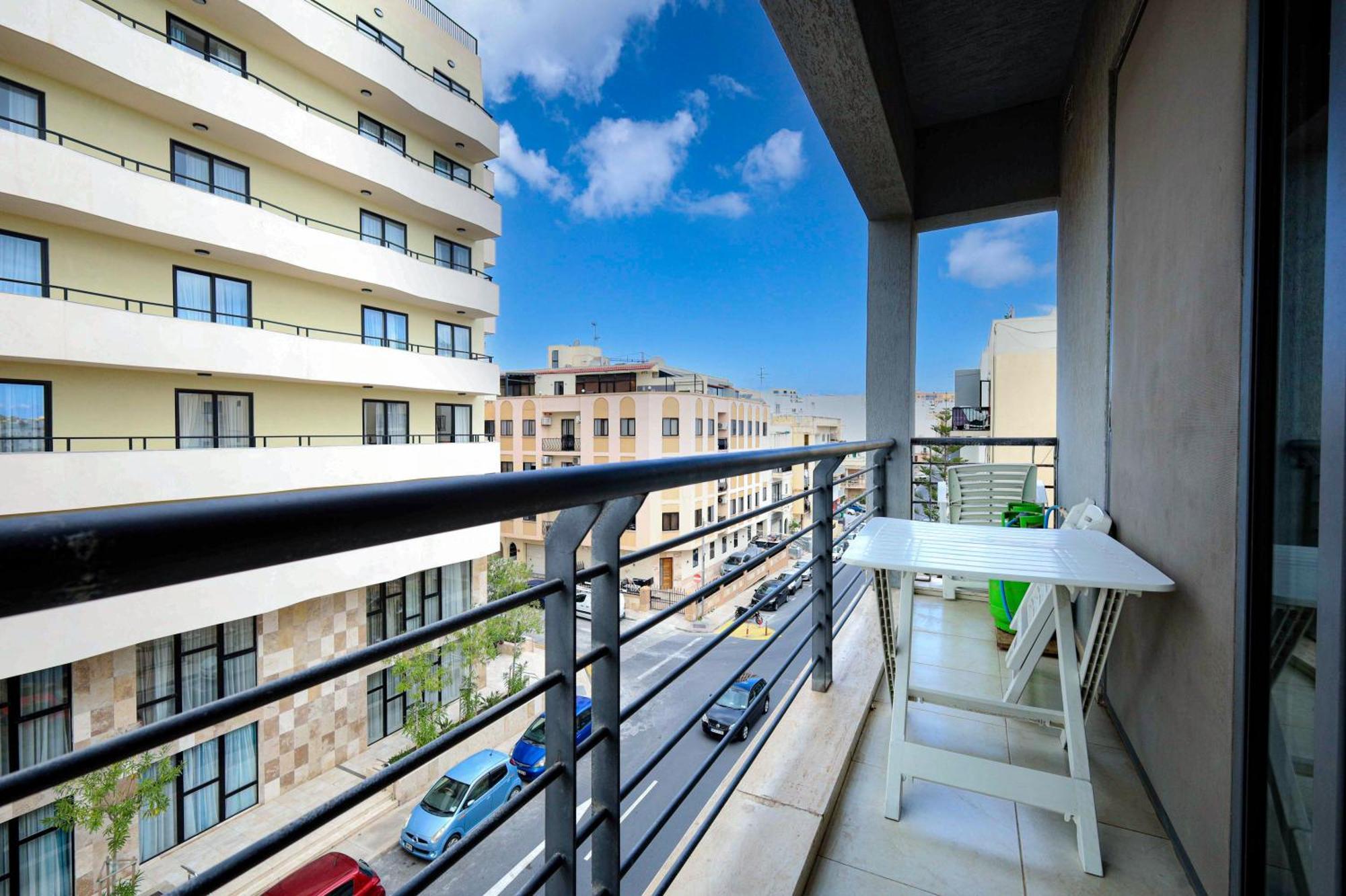 Modern 3Br Stylish & Spacious Apartment - Close To Sliema Promenade Gzira Zewnętrze zdjęcie
