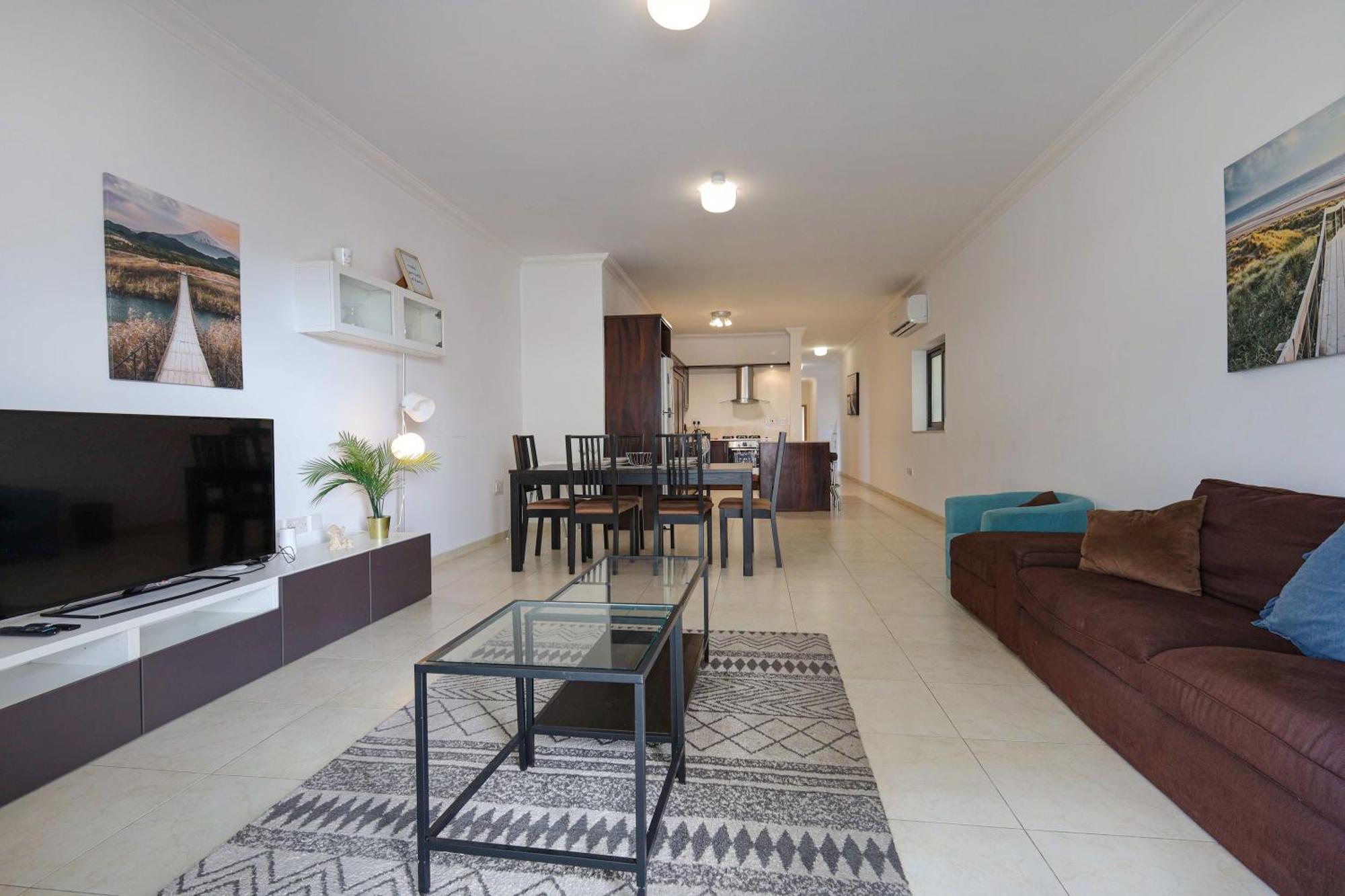 Modern 3Br Stylish & Spacious Apartment - Close To Sliema Promenade Gzira Zewnętrze zdjęcie